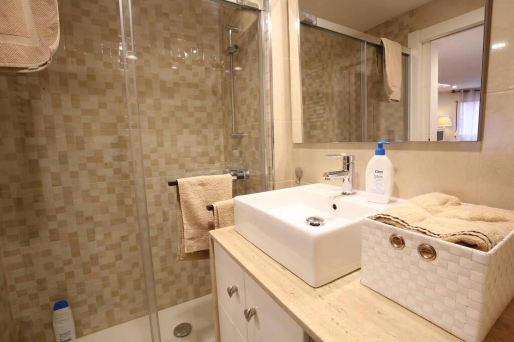 Apartamento Oviedo Las Palomas 외부 사진